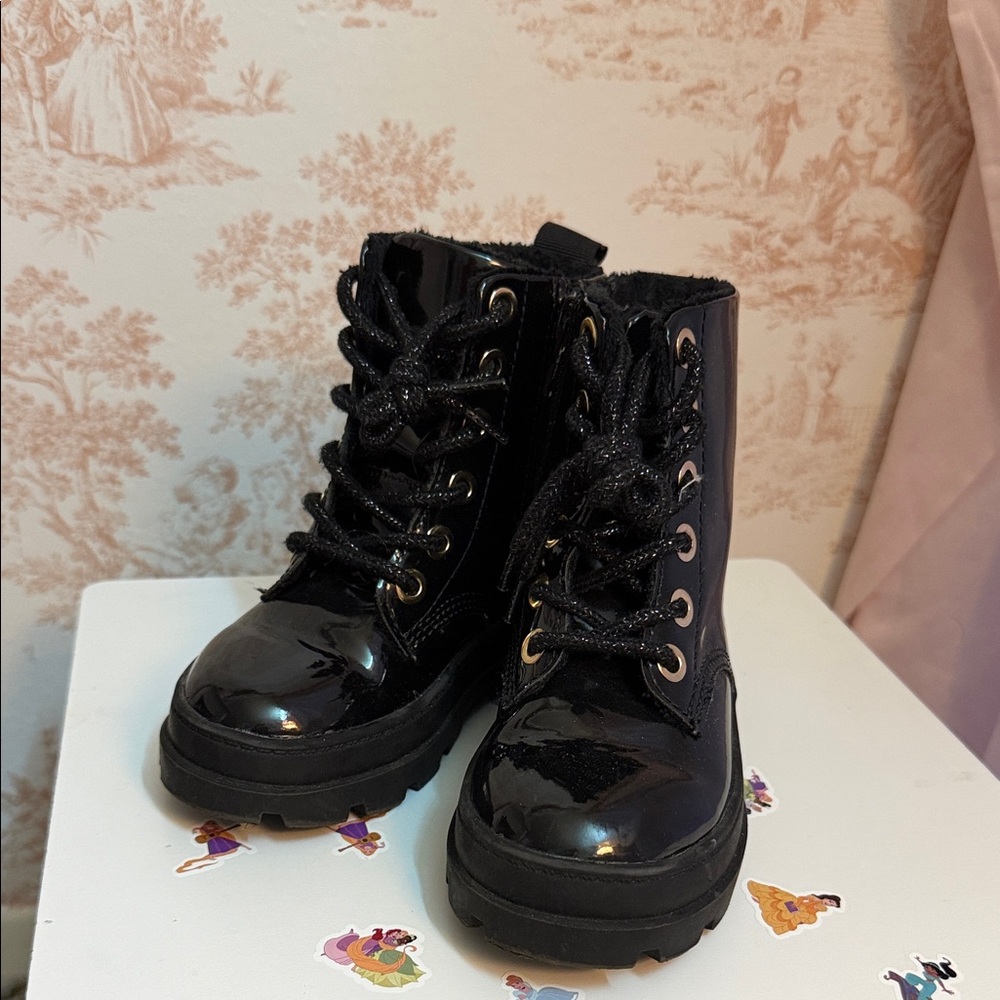 H&M Shiny Black Combat Boots. Size 7.5 toddler